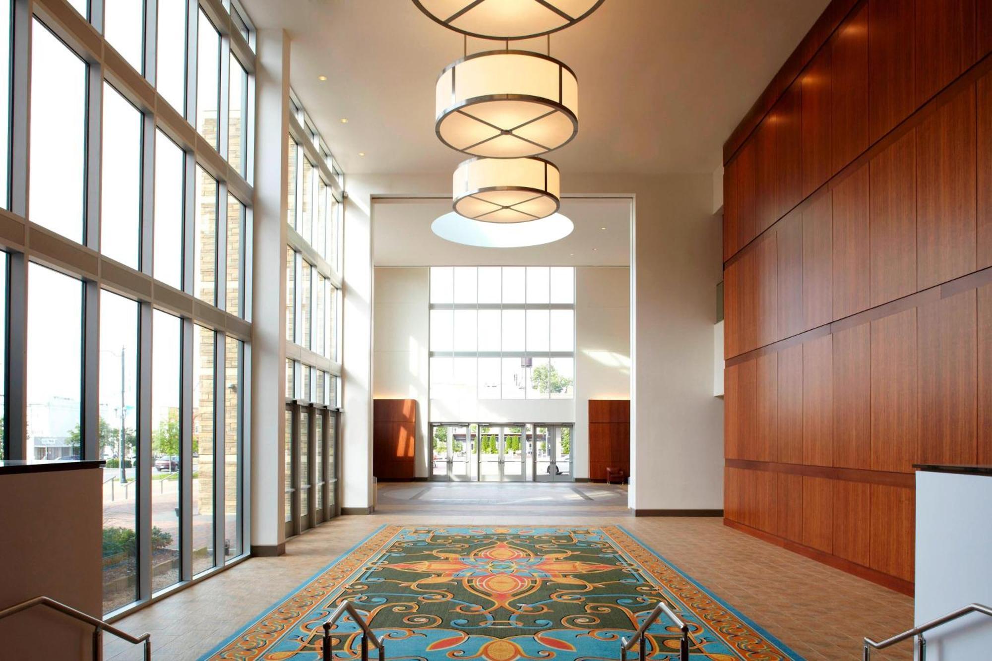 Renaissance Montgomery Hotel & Spa At The Convention Center Esterno foto