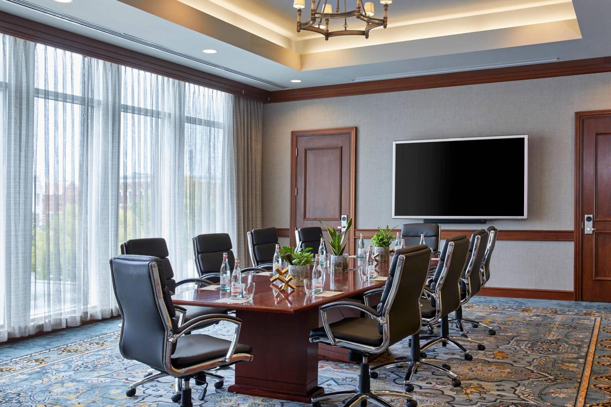 Renaissance Montgomery Hotel & Spa At The Convention Center Esterno foto