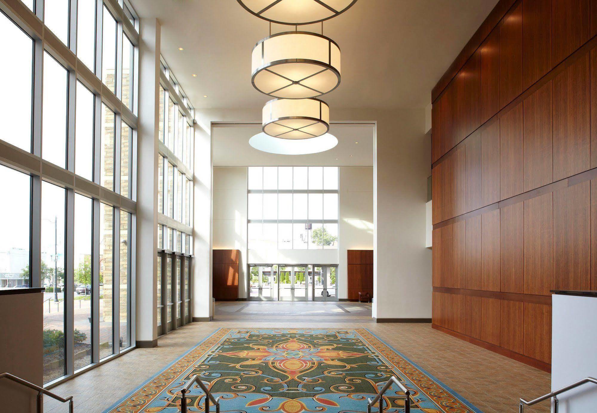 Renaissance Montgomery Hotel & Spa At The Convention Center Esterno foto