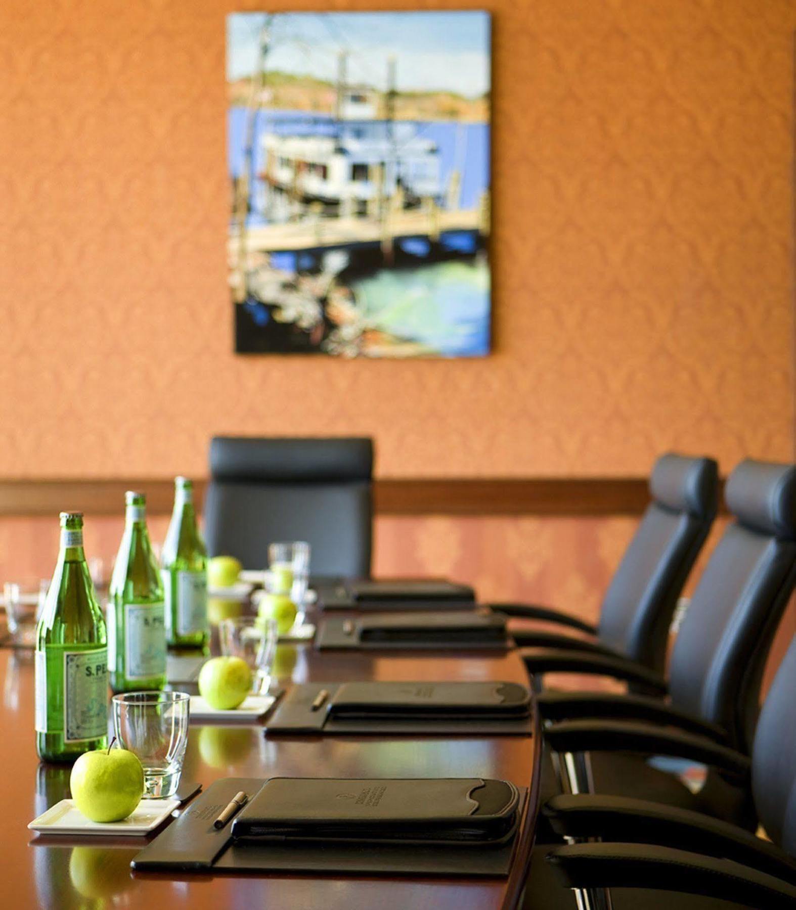 Renaissance Montgomery Hotel & Spa At The Convention Center Esterno foto
