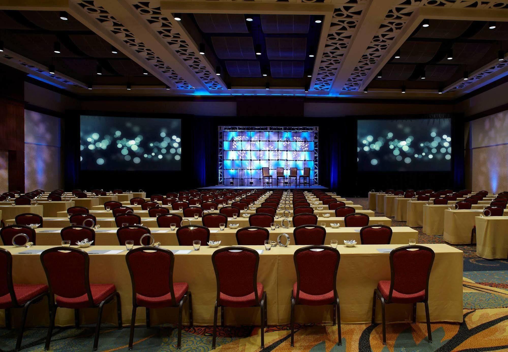 Renaissance Montgomery Hotel & Spa At The Convention Center Esterno foto